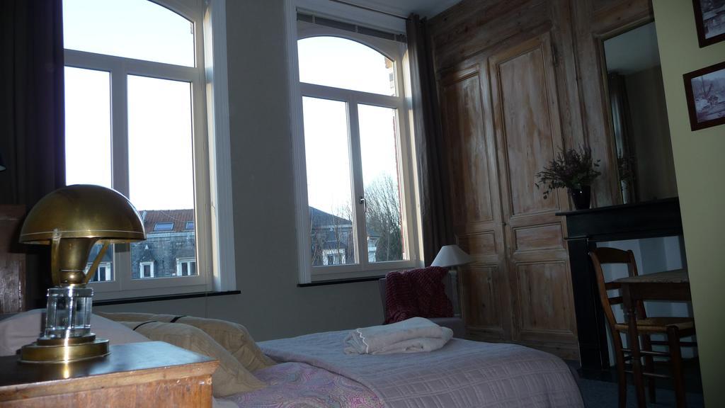 La-Lilloise Bed and Breakfast Lila Habitación foto